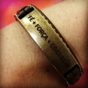 Pulseira Good Vibes – Coragem